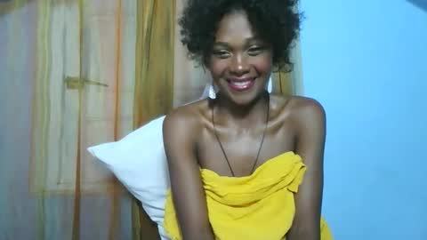 Snapshot of gggloria chatting on 12/23/25, 06:55 gggloria online show from 12/23/25, 06:55
