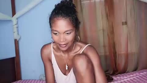 Snapshot of gggloria chatting on 02/08/26, 01:03 gggloria online show from 02/08/26, 01:03