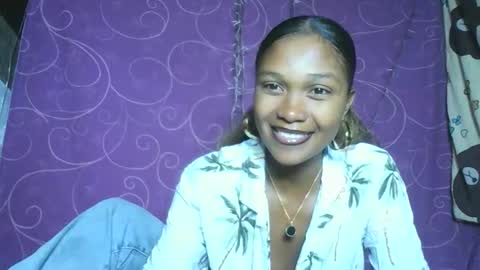 Snapshot of gggloria chatting on 05/05/26, 06:05 gggloria online show from 05/05/26, 06:05