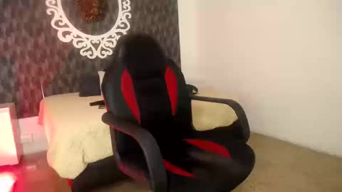 Snapshot of ghost__girl_ chatting on 09/25/25, 08:45 Your Girl online show from 09/25/25, 08:45