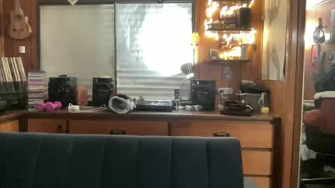 Snapshot of ghostboygbc chatting on 10/01/25, 06:19 ghostboygbc online show from 10/01/25, 06:19