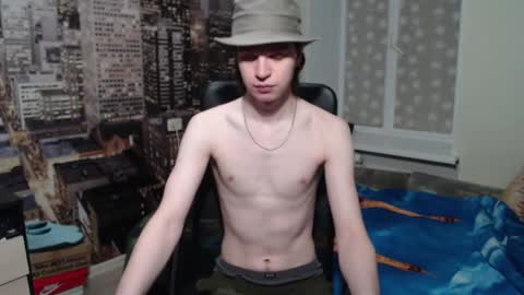 Snapshot of ghostfacefriends chatting on 10/03/25, 07:11 Fedya online show from 10/03/25, 07:11