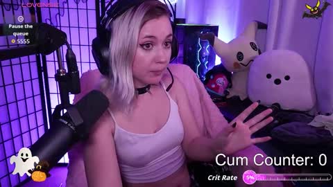 Snapshot of ghostieghoo chatting on 10/24/25, 03:14 Ghostie online show from 10/24/25, 03:14