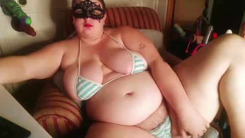 Snapshot of ghostrideaway chatting on 02/22/25, 12:38 Vakmu online show from 02/22/25, 12:38