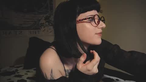 Snapshot of ghoticspectre chatting on 01/17/26, 05:05 ghoticspectre online show from 01/17/26, 05:05