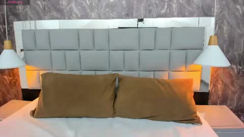 gia_bell online show from 06/25/26, 01:48
