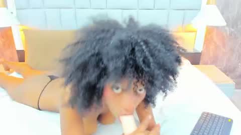 gia_bell online show from 07/14/26, 02:23