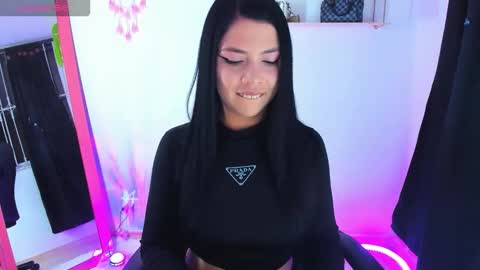 giaaaa   online show from 09/26/25, 11:09