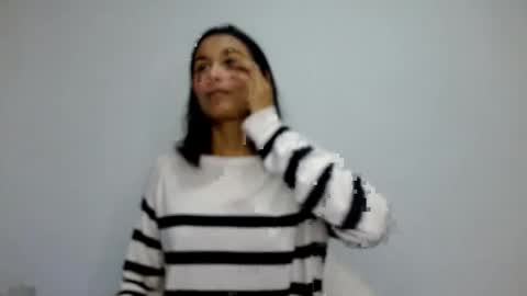 Snapshot of gia_lee10 chatting on 09/30/25, 02:38 Gia Lee online show from 09/30/25, 02:38