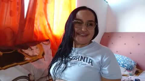 nahomi online show from 02/05/25, 08:57