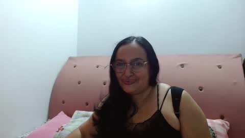 nahomi online show from 02/23/25, 10:53