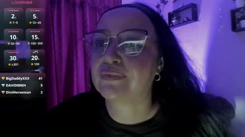 Snapshot of gia_nahomi chatting on 10/30/25, 12:45 nahomi online show from 10/30/25, 12:45