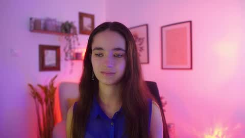 Gia Paige18 online show from 09/12/25, 08:36