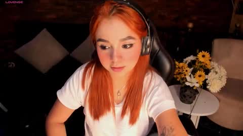 Snapshot of giabrook chatting on 11/09/25, 06:33 Gia online show from 11/09/25, 06:33