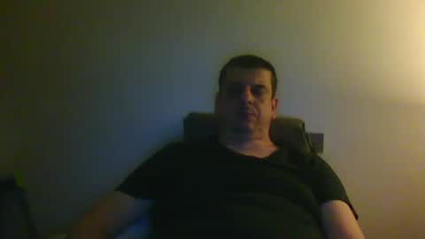 Snapshot of giaco1982 chatting on 01/25/25, 06:45 samuel online show from 01/25/25, 06:45