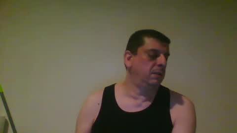 Snapshot of giaco1982 chatting on 02/03/25, 04:10 samuel online show from 02/03/25, 04:10