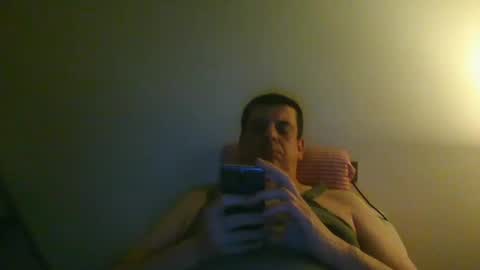 Snapshot of giaco1982 chatting on 02/08/25, 06:43 samuel online show from 02/08/25, 06:43