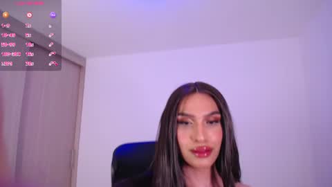 Gia Mint  online show from 07/02/26, 03:23