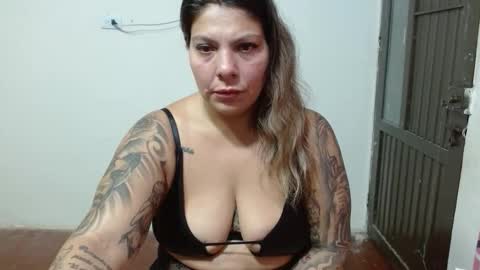 Snapshot of giannaswift chatting on 11/30/25, 06:06 Gianna.. online show from 11/30/25, 06:06