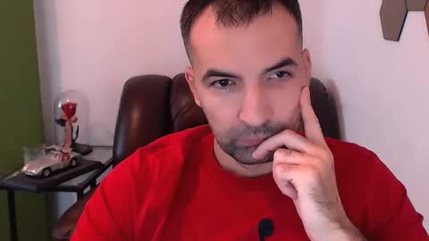 Snapshot of gianni_lion chatting on 12/19/24, 11:07 Gianni online show from 12/19/24, 11:07