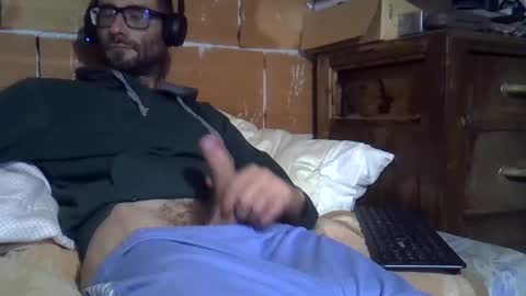 Snapshot of gicobest chatting on 02/07/26, 09:24 Corrado online show from 02/07/26, 09:24