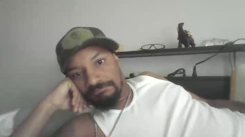 Snapshot of gifted_blacksnake chatting on 11/27/25, 02:08 Gifted online show from 11/27/25, 02:08