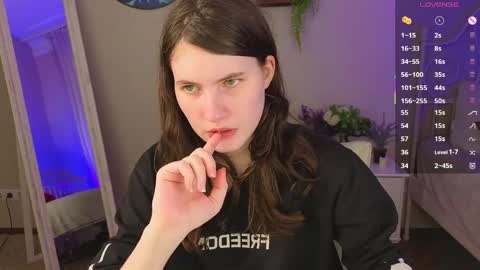 gigi_myav online show from 05/17/26, 03:30