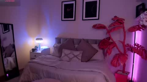 GIGI online show from 05/16/26, 05:37