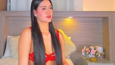 Snapshot of gigi_wilden chatting on 11/26/25, 02:18 gigi wilden online show from 11/26/25, 02:18