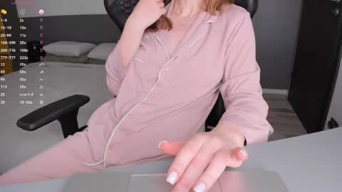 gigihadd online show from 05/04/26, 03:30
