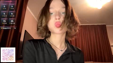 Molly online show from 11/30/25, 07:29