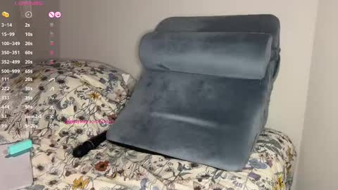 Snapshot of gigitaylorr chatting on 10/07/25, 12:30 gigi online show from 10/07/25, 12:30