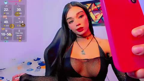 Snapshot of gigitremblay chatting on 06/07/26, 05:00 gigitremblay online show from 06/07/26, 05:00