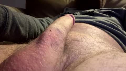 Snapshot of gilbertinio chatting on 12/24/24, 12:00 Gilbert online show from 12/24/24, 12:00