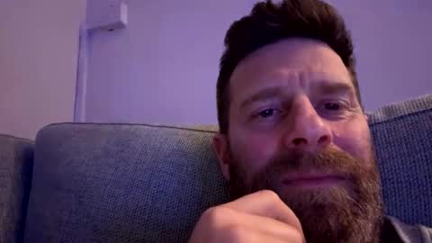 Snapshot of gilbertinio chatting on 02/09/25, 10:43 Gilbert online show from 02/09/25, 10:43