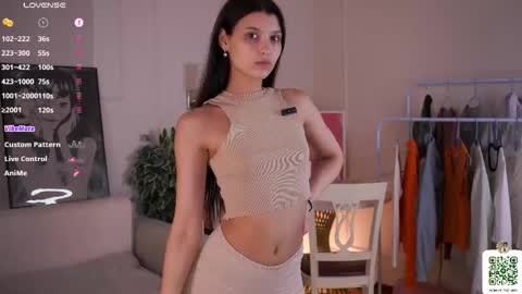 Mia online show from 11/21/25, 08:13