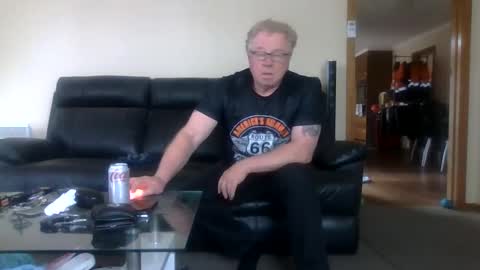 gimmmieoooo online show from 11/23/25, 05:07