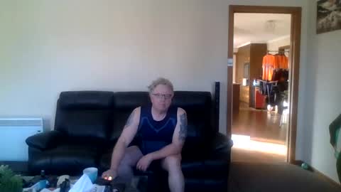 gimmmieoooo online show from 06/27/26, 11:54