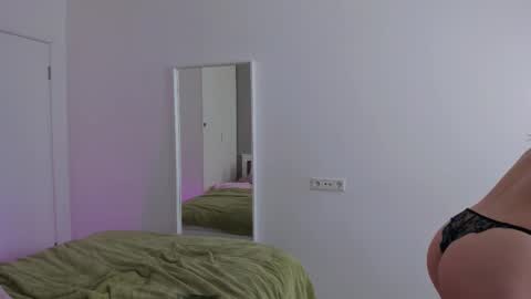 Gin online show from 02/15/25, 12:43