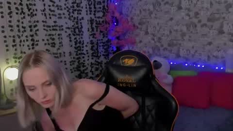 Gina online show from 07/08/26, 02:16