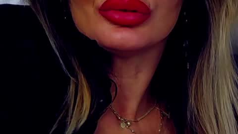 Gina online show from 01/06/25, 02:48