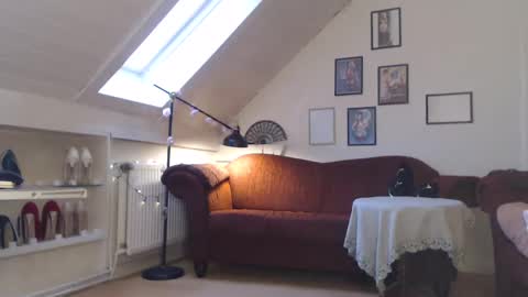 Gina online show from 01/07/25, 08:45