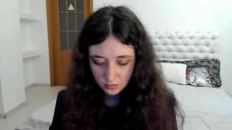 Kate online show from 10/07/25, 10:34