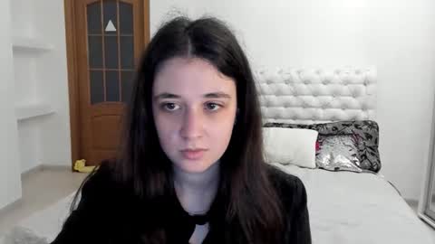 Kate online show from 10/15/25, 09:53