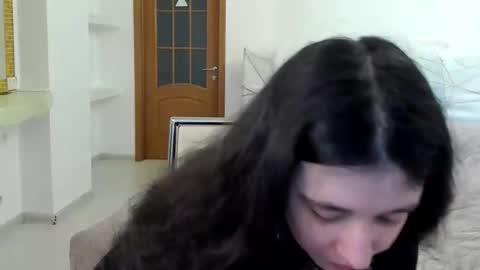 Kate online show from 03/17/26, 08:28