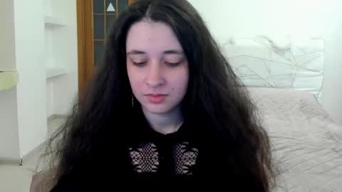 Kate online show from 04/12/26, 09:14