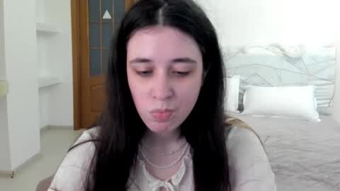 Kate online show from 05/26/26, 09:49