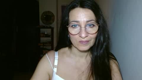 GinaONeon online show from 12/30/24, 09:08