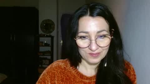 GinaONeon online show from 01/03/25, 09:05