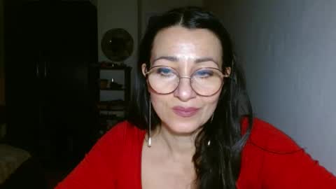 GinaONeon online show from 01/04/25, 12:05